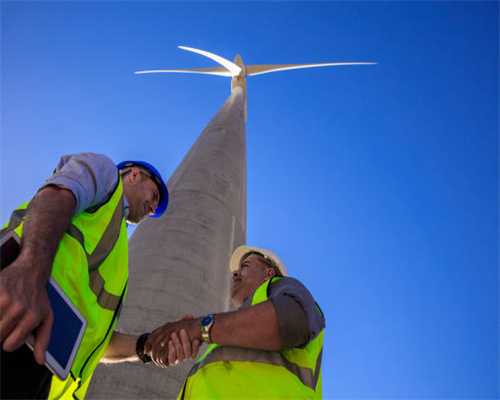 香港4位姑娘合租35㎡蜗居：卧室仅有5㎡，客厅改成一间卧室