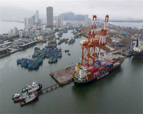 “城管局长接热线”行动收官 4天受理市民诉求1732件