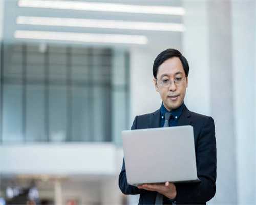 坐看江景的北岸江山，拥有16栋的大型社区，但房屋销售告诉我谨慎